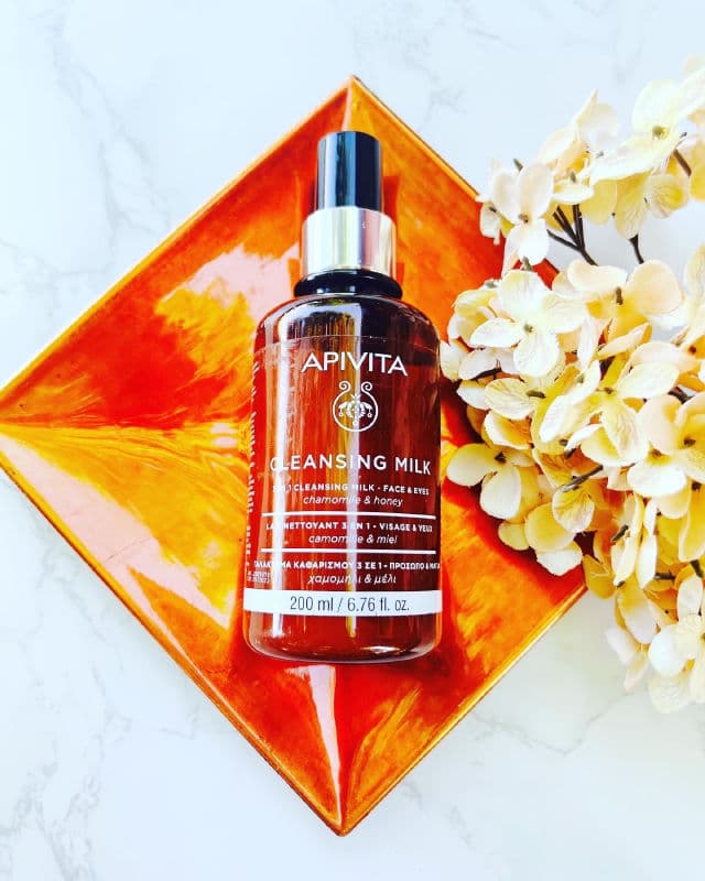Apivita 3 in 1 Cleansing Milk – Face & Eyes review photo by NBarry9600