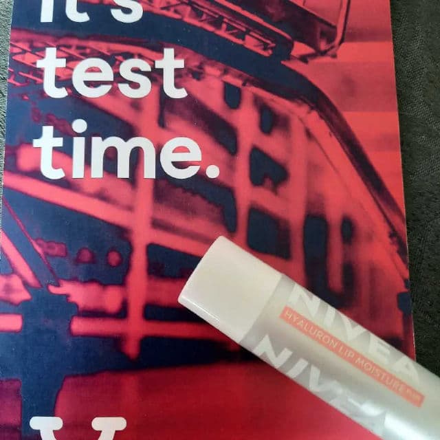 Nivea Hyaluron Lip Moisture Plus - Sheer Rosé review photo by Tolly