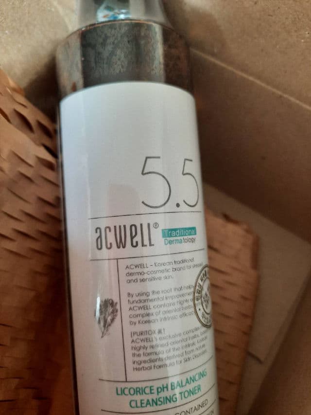 ACWELL Licorice pH Balancing Cleansing Toner review photo by Tolly