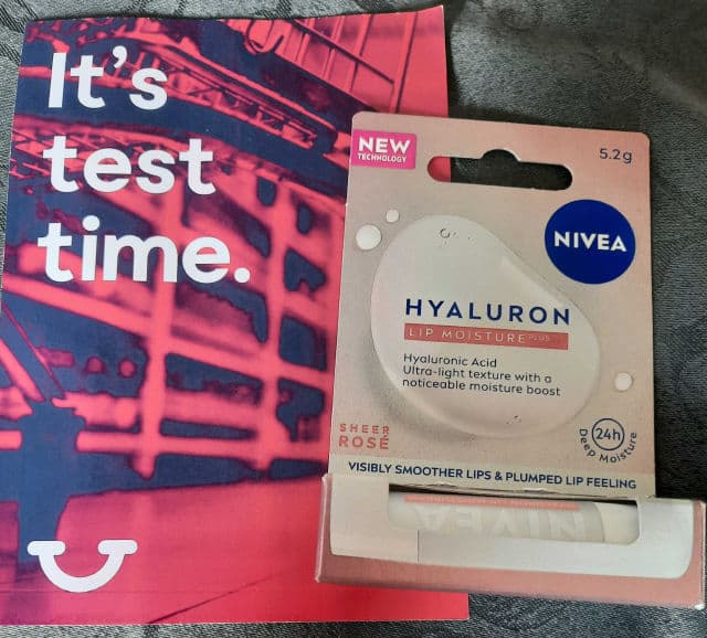 Nivea Hyaluron Lip Moisture Plus - Sheer Rosé review photo by Tolly