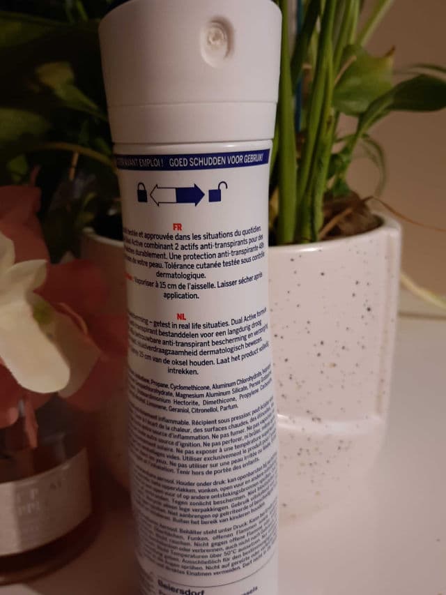 Nivea Dry Comfort Anti-Perspirant Spray 48h Protection review photo by Tolly