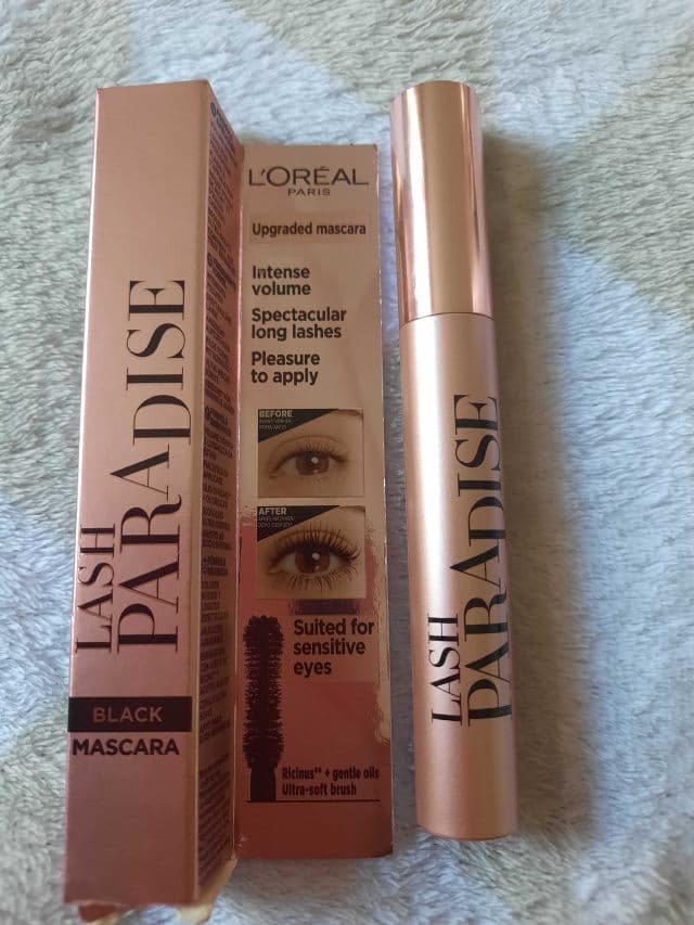 L'Oreal Paris Voluminous Lash Paradise Mascara review photo by Tolly