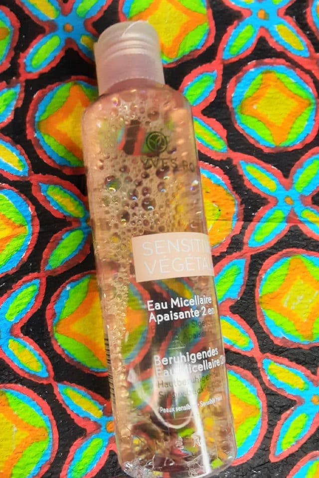 YVES ROCHER Sensitive Vegetal Soothing Micellar Water 2 in 1 review photo by Tolly