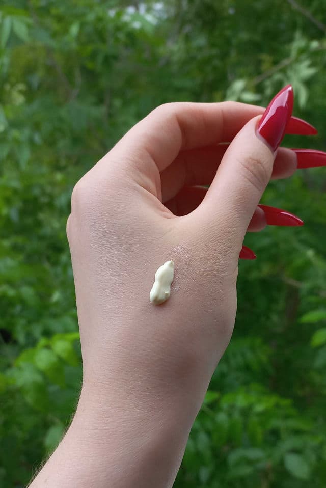 Frudia Green Grape Sebum Control Cooling Sun Gel SPF 50+/PA++++ review photo by reuttbeauty