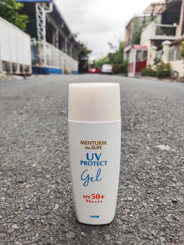 OMI Menturm The Sun UV Protect Gel SPF 50+ PA++++  review photo by zznrai
