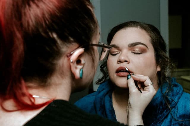 ELF Brow Lift - Clear review photo by XxMialuciaxX