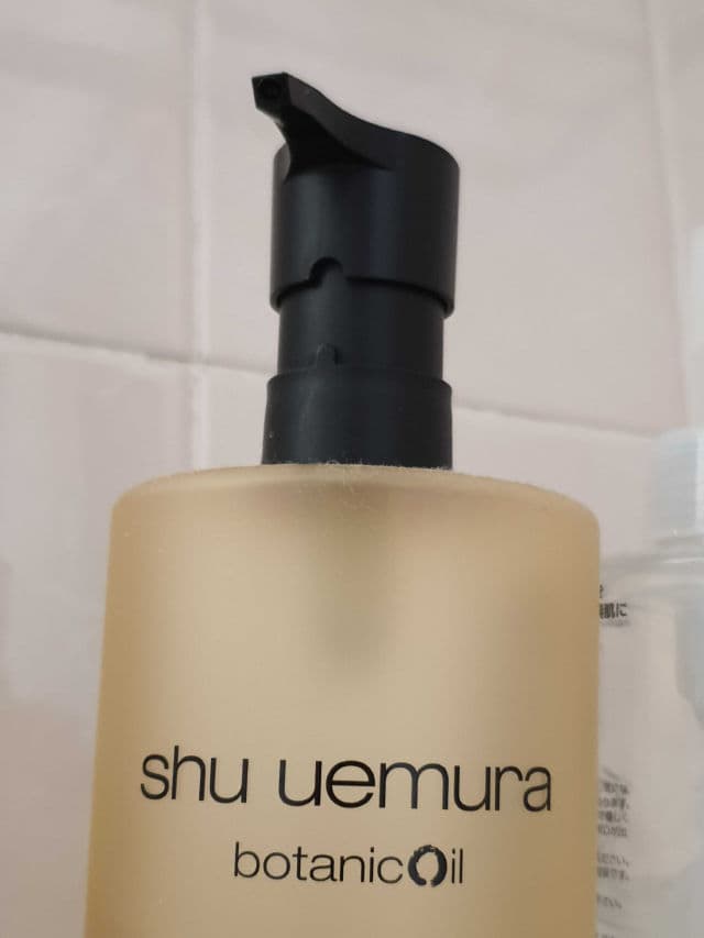Shu Uemura High Performance Balancing Cleansing Oil Advanced Formula review photo by SHINelicia