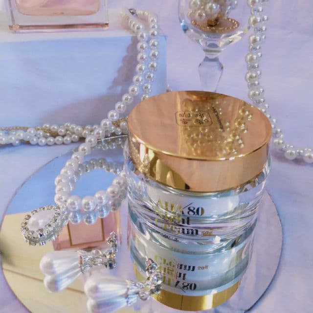 Muhan Hangbok AHA 8.0 Night Cream review photo by EmmaLeeShinAh