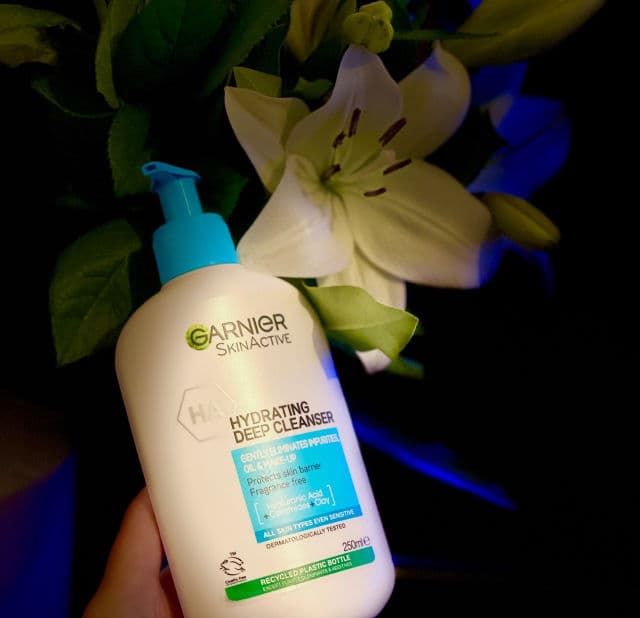 Garnier Deep Hydrating Cleanser review photo by rheea05