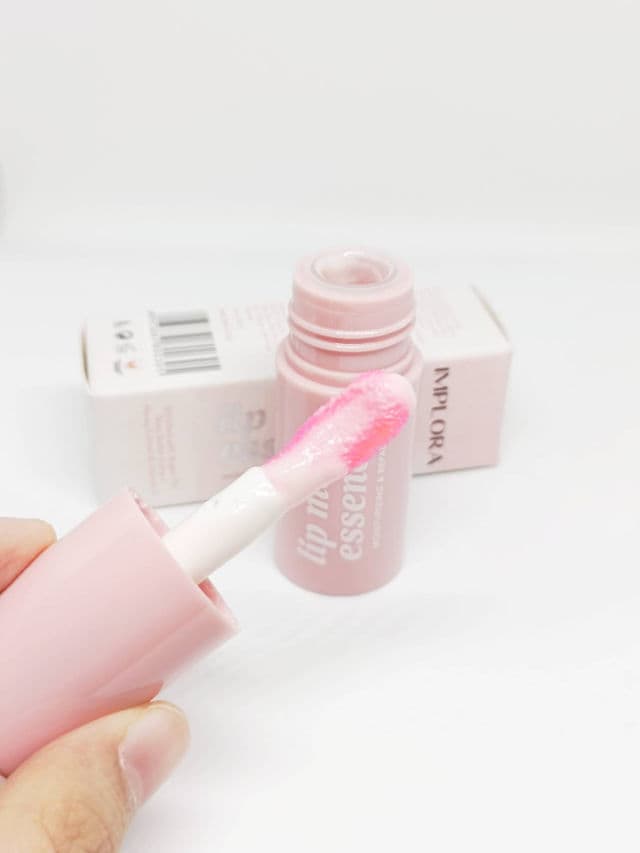 Implora Lip Moist Essence review photo by salsabila539