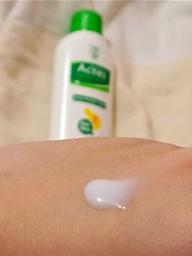 Mentholatum Acnes Powder Lotion review photo by salsabila539