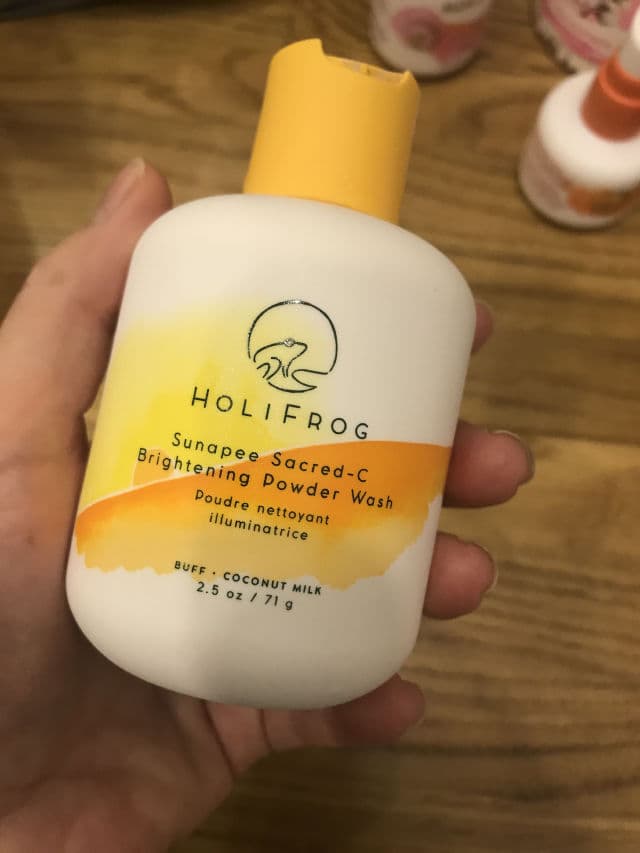 Holifrog Sunapee Sacred-C Brightening Powder Wash review photo by oabeautylife