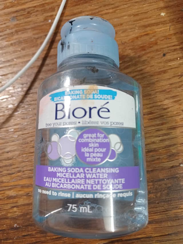 Biore Baking Soda Micellar Cleansing Water review photo by amyginger