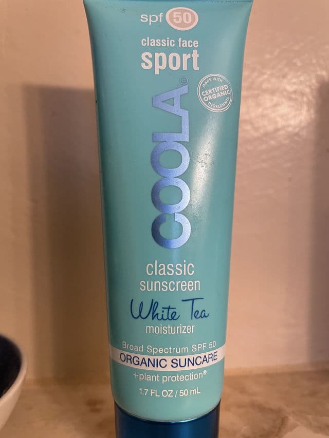 Coola Classic Face Sport SPF 50 - White Tea review photo by MessyAssMandy