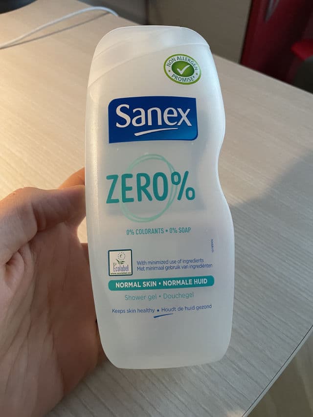 Sanex Zero% Shower Gel for Normal Skin review photo by ghiseone 
