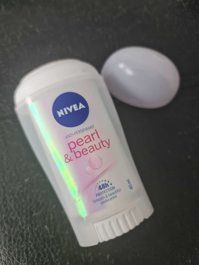 Nivea Anti-Perspirant Whitening Powder review photo by LoryLore