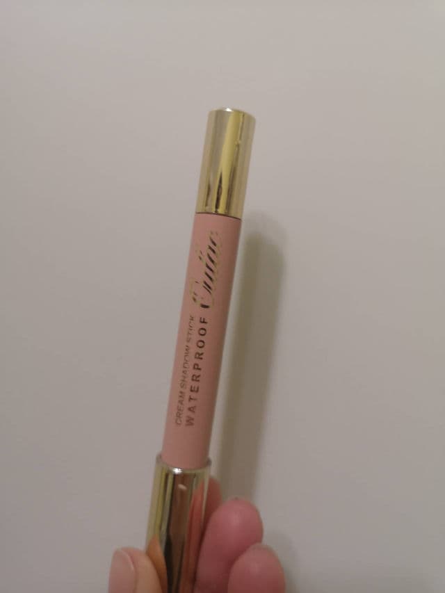 Oulac Cosmetics 01 Vanilla review photo by fiorerosatester