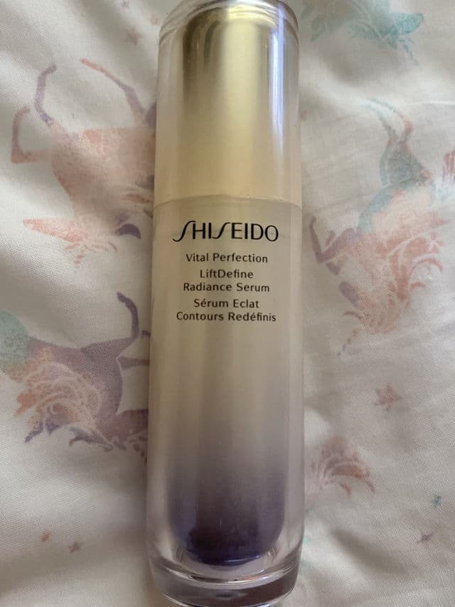 Shiseido Vital Perfection LiftDefine Radiance Lifting Serum review photo by Elizabethmckenny