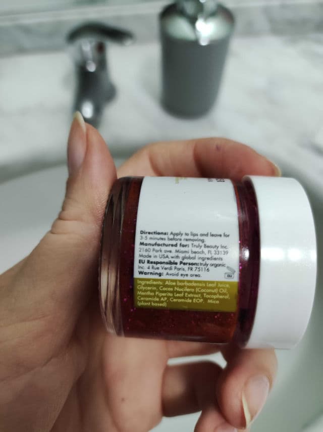 Truly Heartbreaker Lip Plumping Mask review photo by gretaskincare