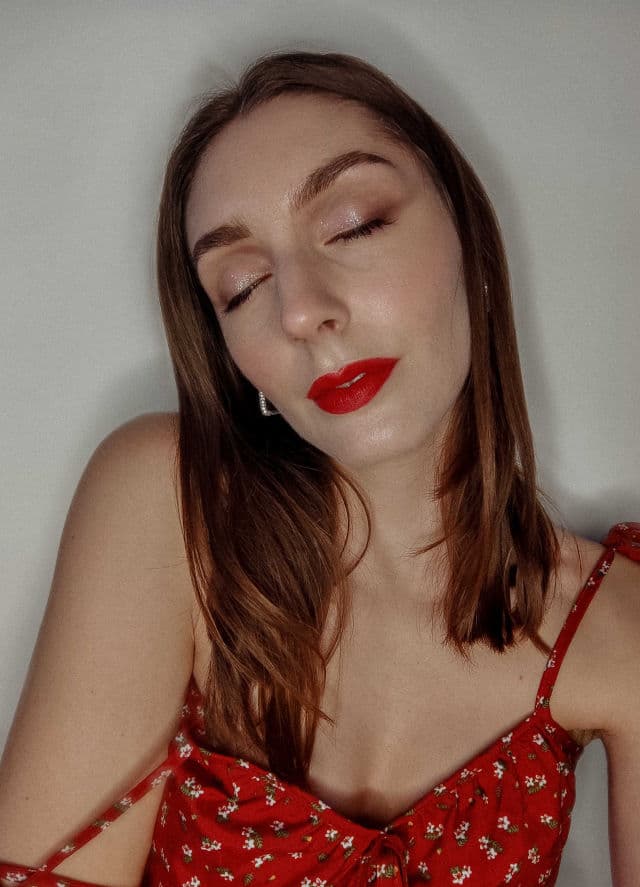 Peach C #01 Sunset Grass review photo by gretaskincare