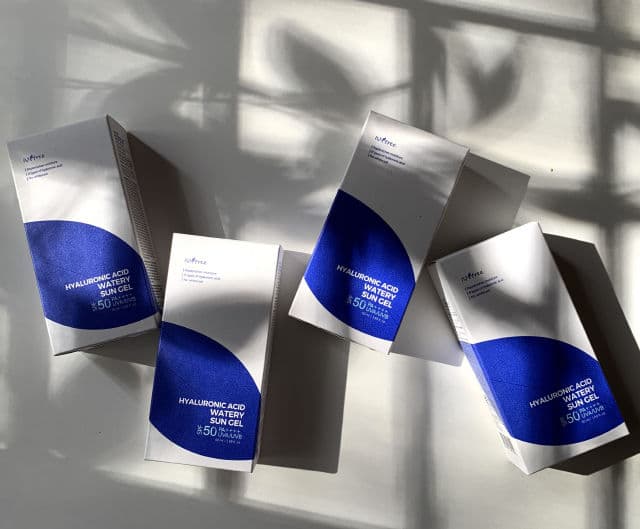 ISNTREE Hyaluronic Acid Watery Sun Gel SPF50+ PA++++ review photo by Funthingsnstuff