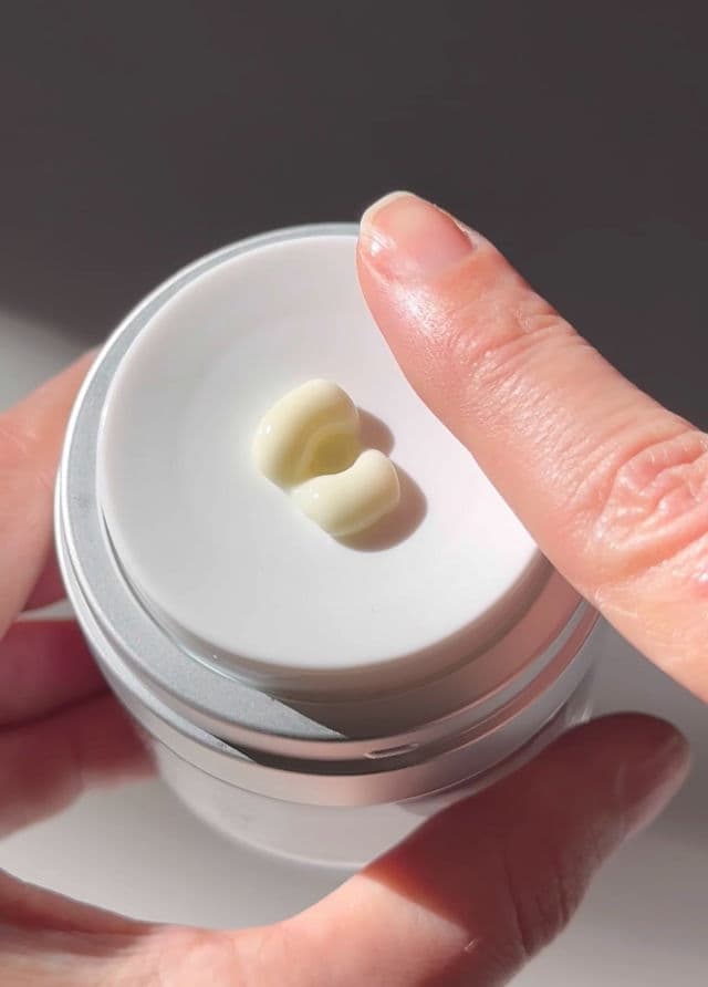 Murad Cellular Hydration Barrier Repair Cream review photo by Funthingsnstuff