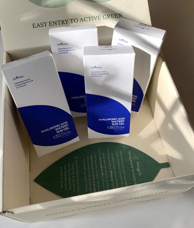 ISNTREE Hyaluronic Acid Watery Sun Gel SPF50+ PA++++ review photo by Funthingsnstuff