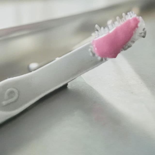 HIMALAYA PINK SALT Intensive Whitening Toothpaste review photo by Tif63081