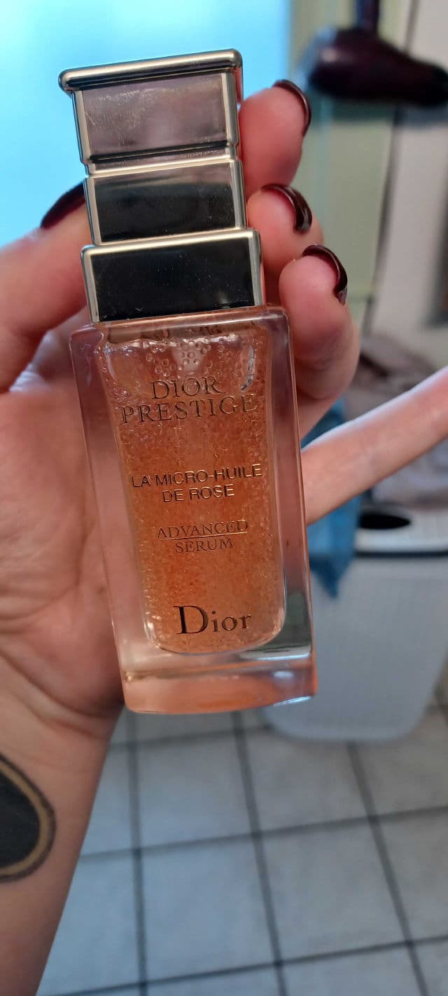 Dior Prestige La Micro-Huile de Rose Advanced Serum review photo by evabenn