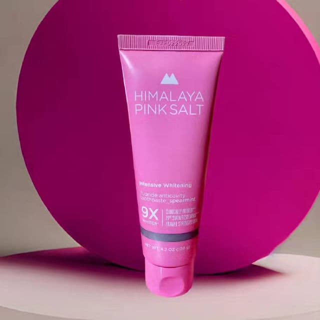HIMALAYA PINK SALT Intensive Whitening Toothpaste review photo by GlowMai2