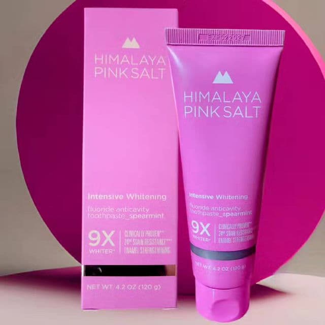 HIMALAYA PINK SALT Intensive Whitening Toothpaste review photo by GlowMai2