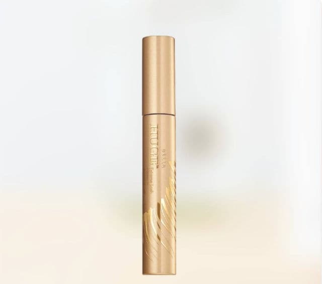 Stila Huge Extreme Lash Mascara review photo by GlowMai2