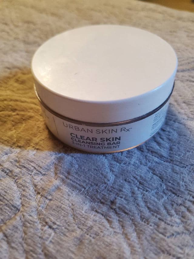 Urban Skin Rx Clear Skin Cleansing Bar review photo by GlowMai2