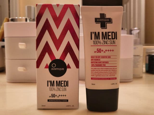 Suntique I'm Medi 100% Zinc Sun SPF 50+ PA++++ review photo by neoRomeo