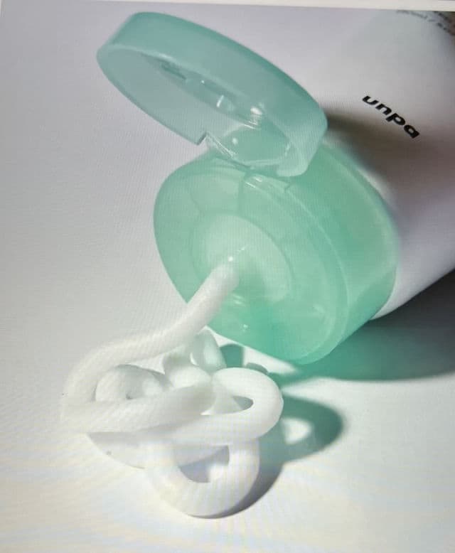 Unpa Lacto Cica Mild Clear Cleanser review photo by Spicesofbeauty