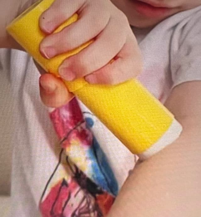 Formal Bee Kids Derma Barrier Ato Stick Balm review photo by Spicesofbeauty