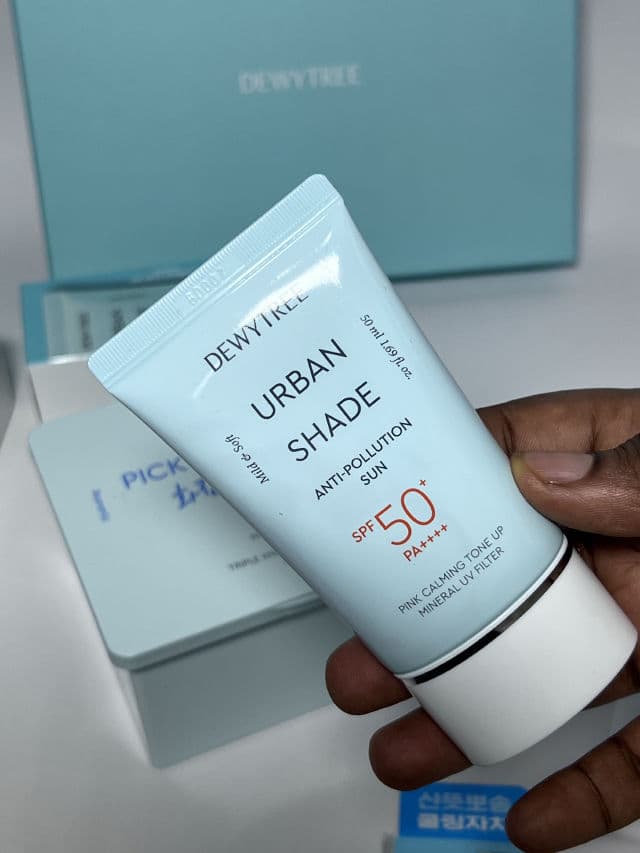DEWYTREE Urban Shade Moisture Repair Sun SPF 50 PA++++ review photo by DrUdochi