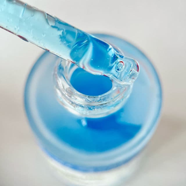 Aroma Zone Sérum Visage Concentré Niacinamide 10%, Cuivre & Zinc review photo by MartaFra