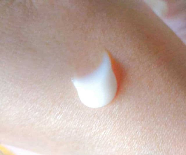 Jocelyn Aloe Nature Plus Sun Block SPF 50 + PA+++ review photo by MakeThatGlow