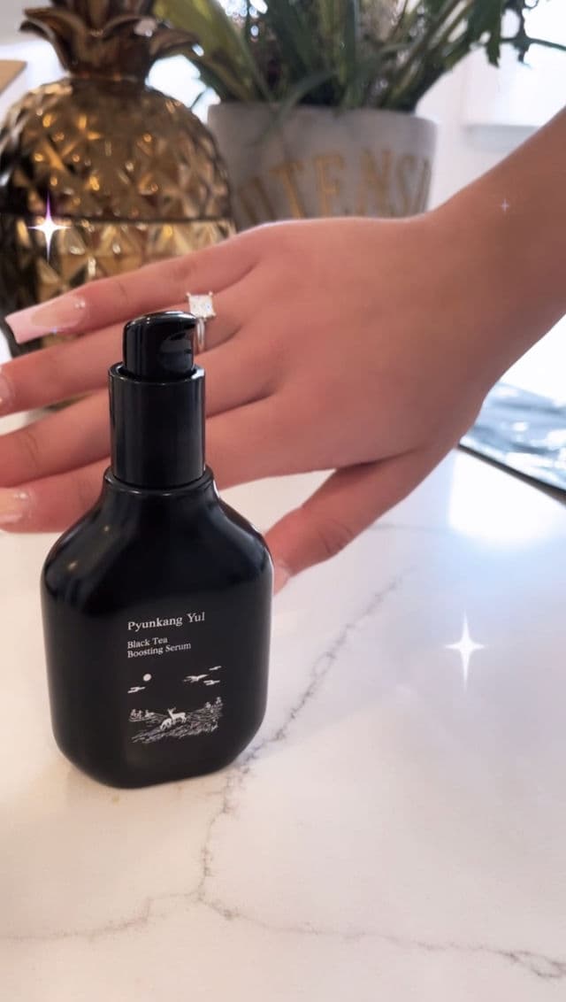 Pyunkang Yul Black Tea Boosting Serum review photo by Sonyareviews
