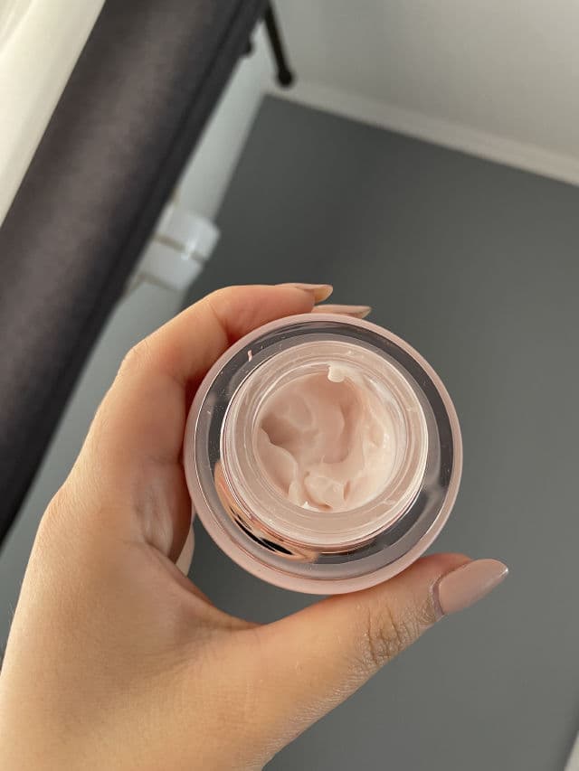 Sulwhasoo Bloomstay Vitalizing Cream review photo by kbeautyxyas