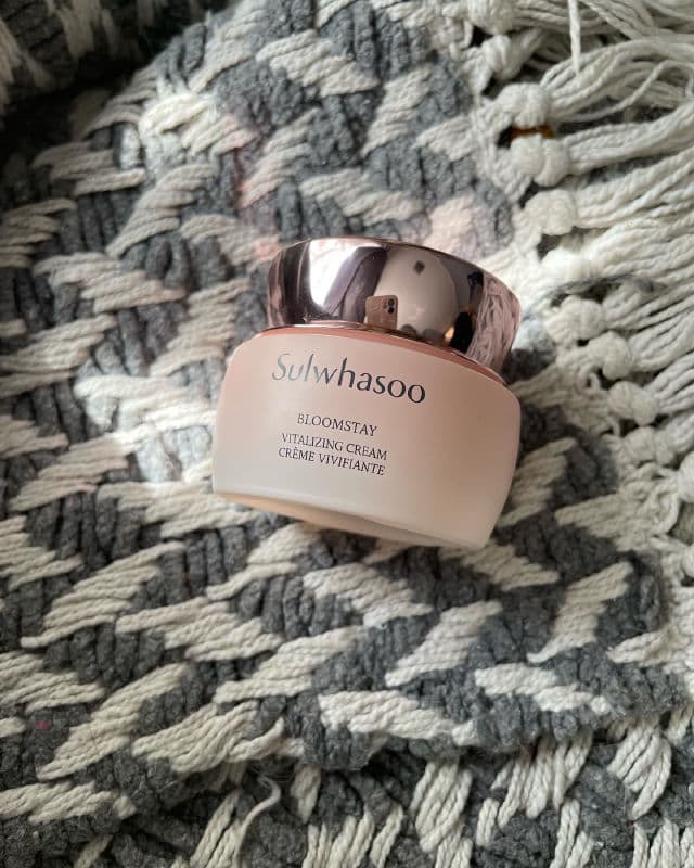 Sulwhasoo Bloomstay Vitalizing Cream review photo by kbeautyxyas