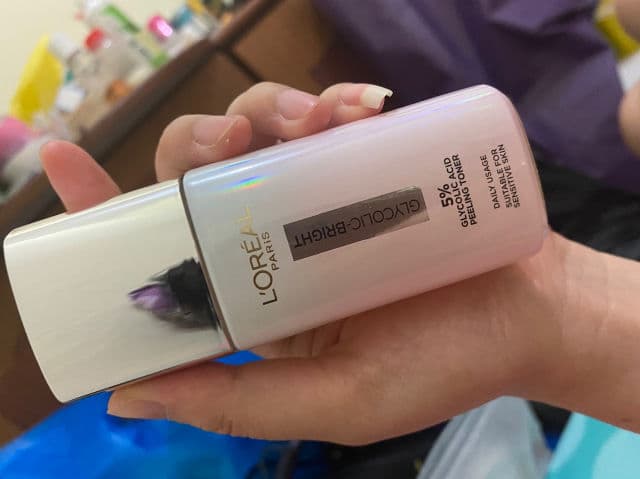 L'Oreal Paris Glycolic-Bright 5% Glycolic Acid Peeling Toner review photo by maryanti