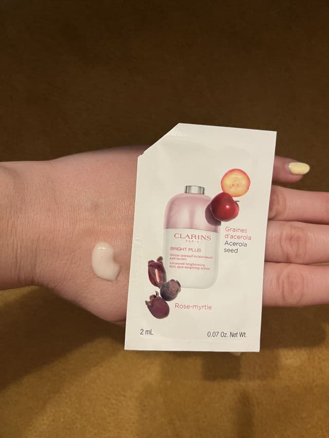 Clarins Bright Plus Advanced Dark Spot-Targeting Serum review photo by Biucikacska