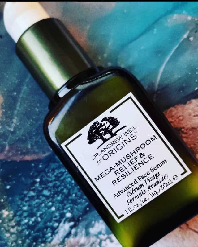 Origins Dr. Andrew Weil Mega-Mushroom Relief and Resilience Fortifying Emulsion	 review photo by pastelbeautyworld