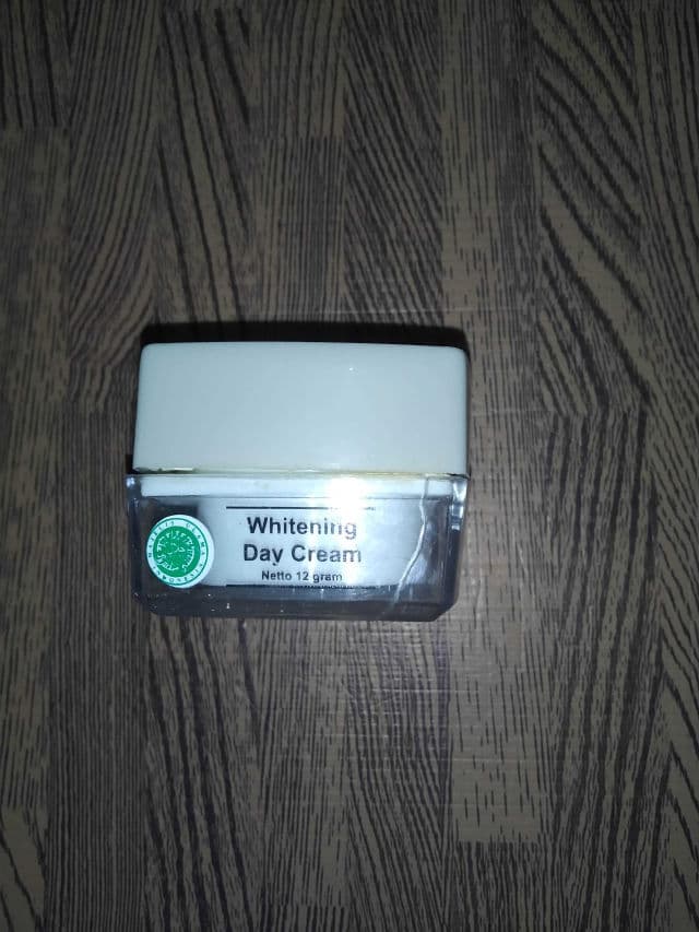 Ms Glow Whitening Day Cream review photo by Luthfiyahsalsabilaa