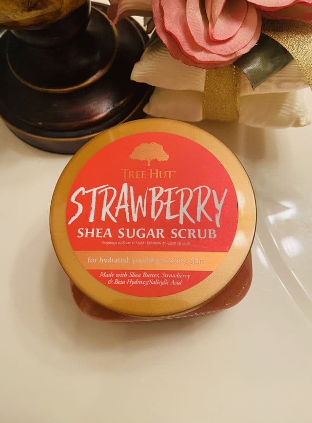 Tree Hut Pineapple Shea Sugar Scrub review photo by CSweet94
