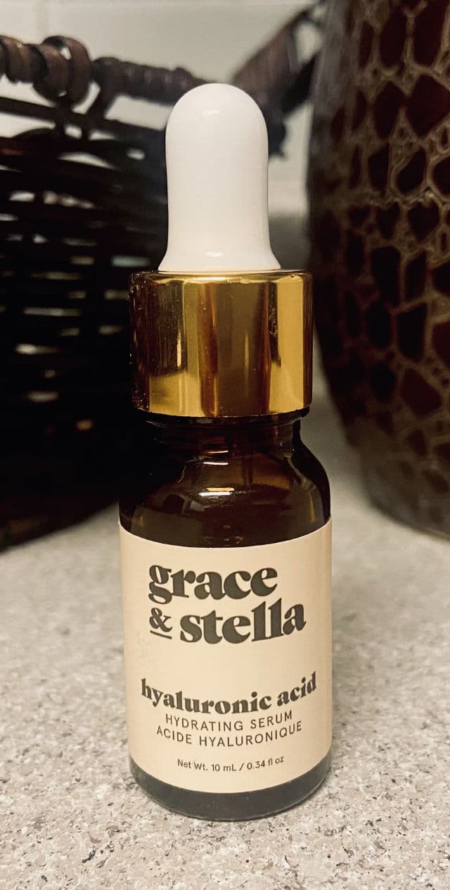 Grace & Stella Hyaluronic Acid Serum review photo by CSweet94