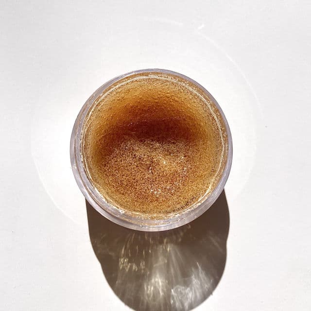 cleyo. Conditioning Lip Exfoliator	 review photo by javieraignacia