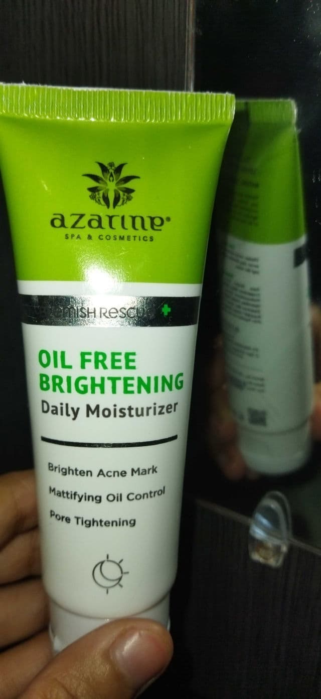 Azarine Oil Free Brightening Daily Moisturizer review photo by Picky58158